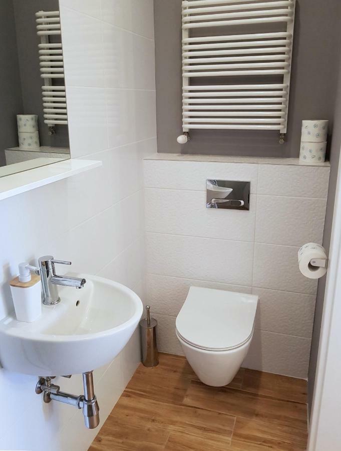 Apartamenty METRO Targówek Varsóvia Exterior foto