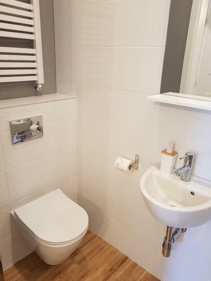 Apartamenty METRO Targówek Varsóvia Exterior foto