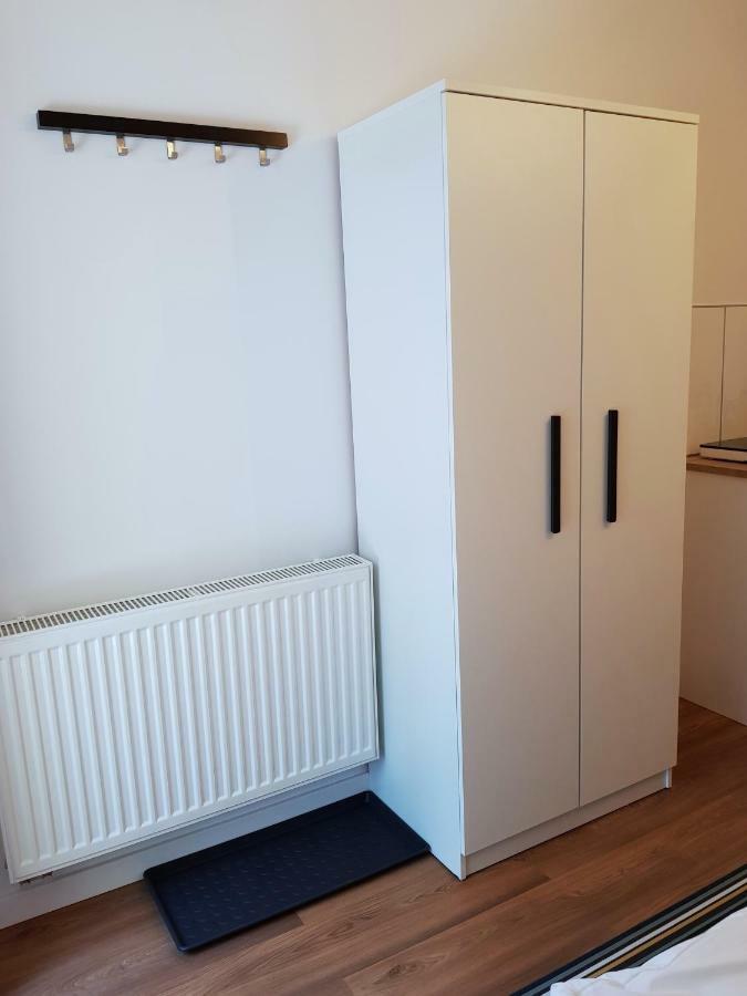 Apartamenty METRO Targówek Varsóvia Exterior foto