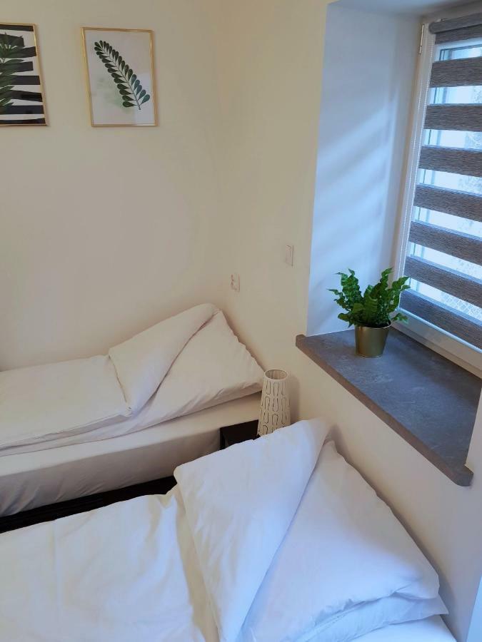 Apartamenty METRO Targówek Varsóvia Exterior foto